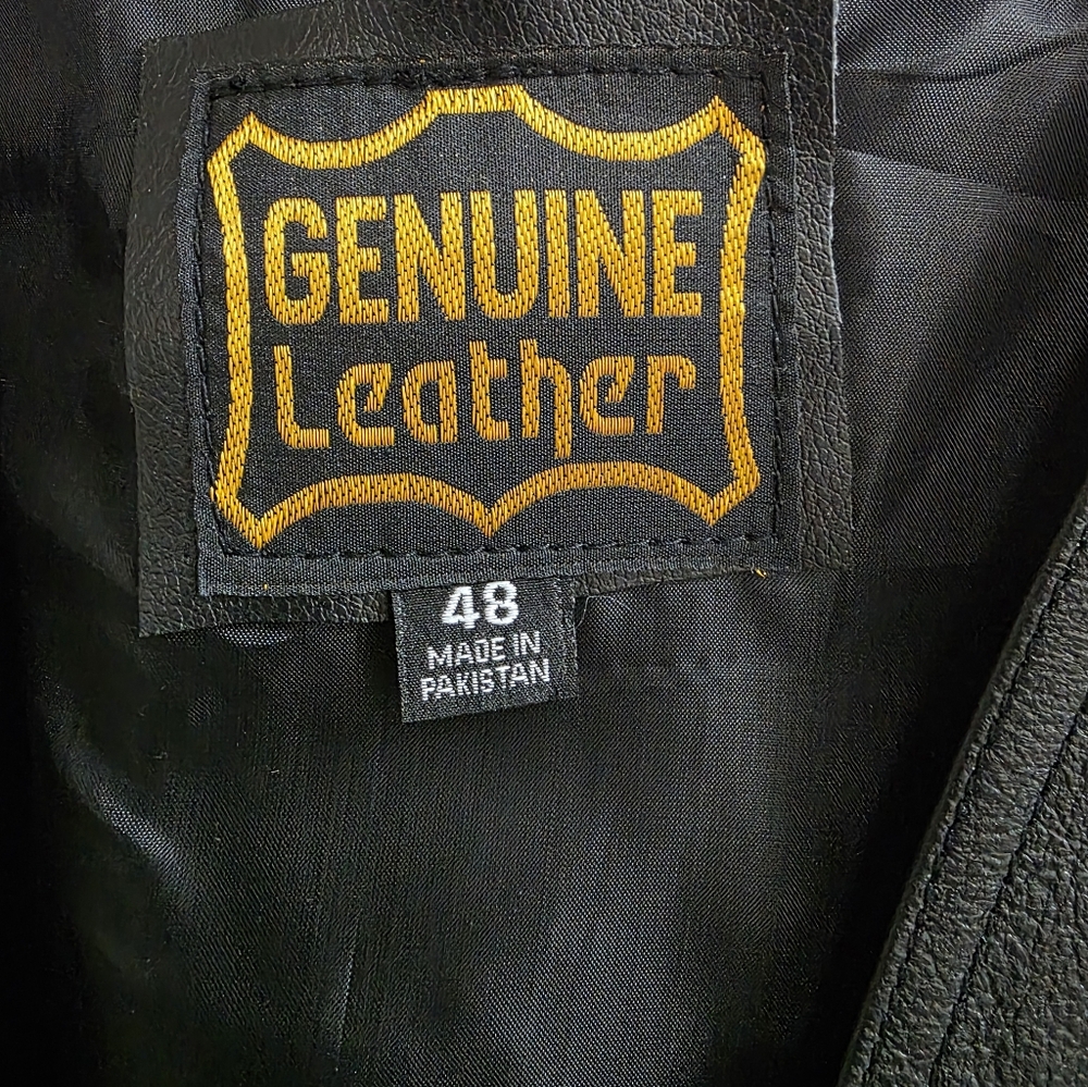 Black Leather Biker Vest Sz 48 - Picture 4 of 11
